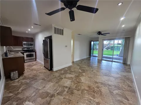 420 N Villa Ct #103, Palm Springs, CA 92262