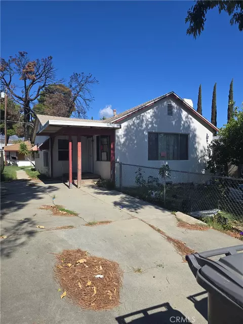 1117 W Hays, Banning, CA 92220