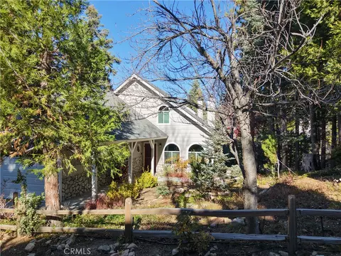 Exterior - 174 Golf Course Rd, Lake Arrowhead, CA 92352 photo 8 of 12