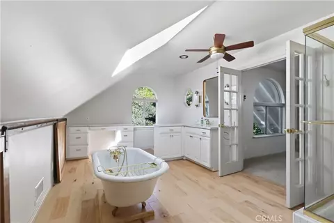 Bath - 174 Golf Course Rd, Lake Arrowhead, CA 92352 photo 5 of 11