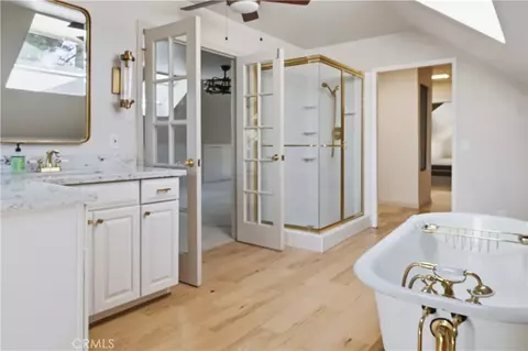 Bath - 174 Golf Course Rd, Lake Arrowhead, CA 92352 photo 10 of 11
