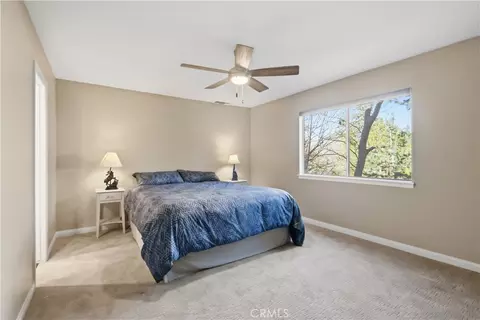 Bedroom - 174 Golf Course Rd, Lake Arrowhead, CA 92352 photo 1 of 6