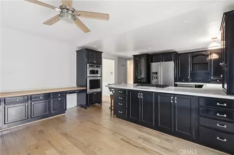 Kitchen - 174 Golf Course Rd, Lake Arrowhead, CA 92352 photo 7 of 7