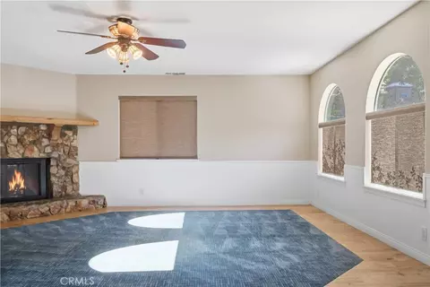Living - 174 Golf Course Rd, Lake Arrowhead, CA 92352 photo 1 of 10