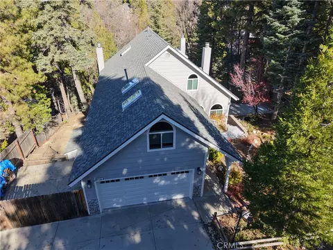 Exterior - 174 Golf Course Rd, Lake Arrowhead, CA 92352 photo 2 of 15