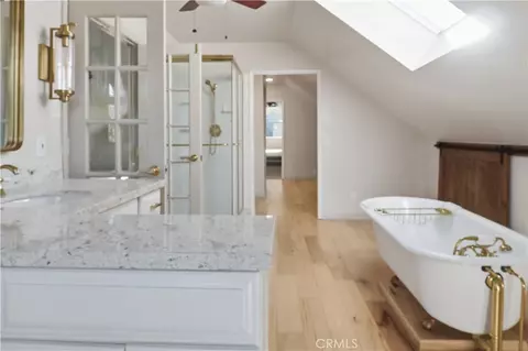 Bath - 174 Golf Course Rd, Lake Arrowhead, CA 92352 photo 9 of 11
