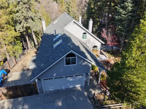 Exterior - 174 Golf Course Rd, Lake Arrowhead, CA 92352 photo 1 of 12