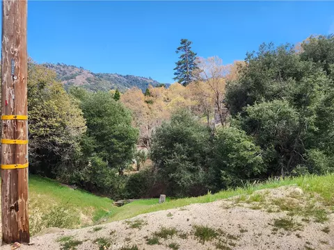 327 Davos Dr, Crestline, CA 92325 photo 11
