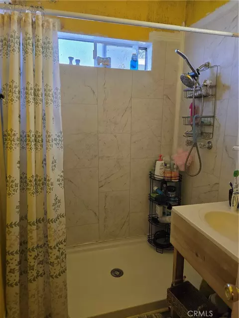 Bath - 887 Carlotta Ct, Redlands, CA 92374 photo 1 of 2