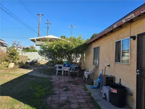 Exterior - 887 Carlotta Ct, Redlands, CA 92374 photo 5 of 9