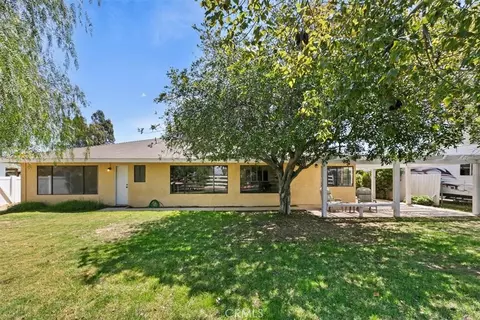 Exterior - 2386 Hialeah Cir, Norco, CA 92860 photo 6 of 21