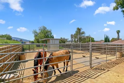 Exterior - 2386 Hialeah Cir, Norco, CA 92860 photo 16 of 21