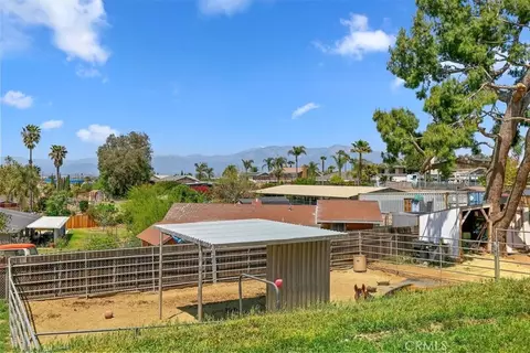 Exterior - 2386 Hialeah Cir, Norco, CA 92860 photo 18 of 21