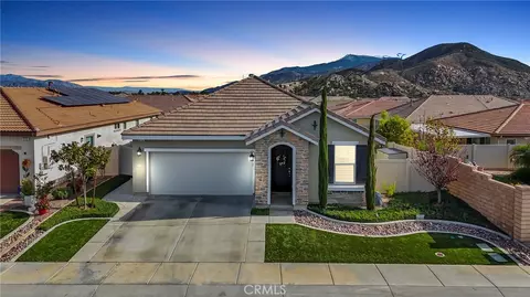 372 Linnea Flds, Beaumont, CA 92223