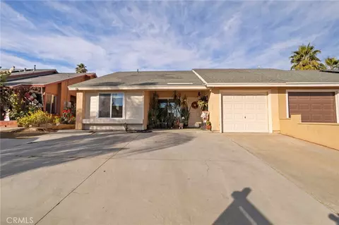372 Red Cedar, Perris, CA 92570