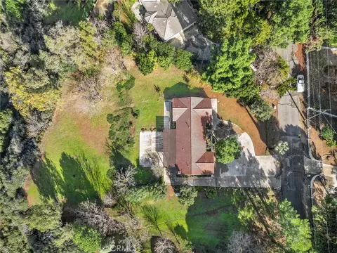 View/Area - 1126 Knoll, San Bernardino, CA 92407 photo 3 of 9