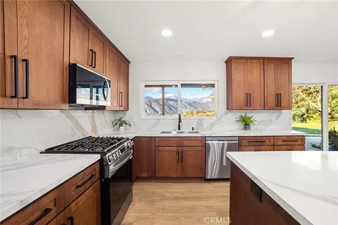 Kitchen - 1126 Knoll, San Bernardino, CA 92407 photo 2 of 6