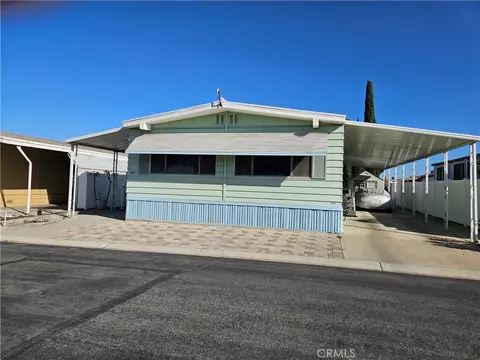 1387 Thornwood, Corona, CA 92882