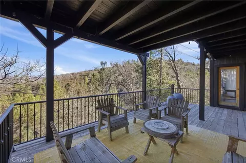 Exterior - 417 Emerald Dr, Lake Arrowhead, CA 92352 photo 7 of 19