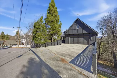 Other - 417 Emerald Dr, Lake Arrowhead, CA 92352 photo 1 of 9