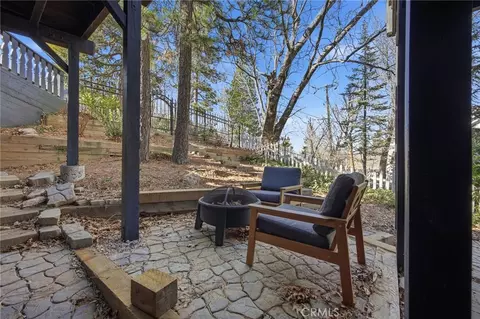Exterior - 417 Emerald Dr, Lake Arrowhead, CA 92352 photo 11 of 19