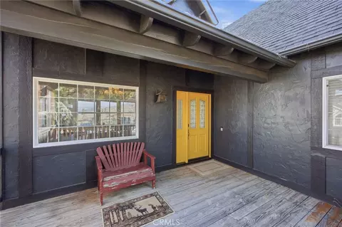 Exterior - 417 Emerald Dr, Lake Arrowhead, CA 92352 photo 5 of 19