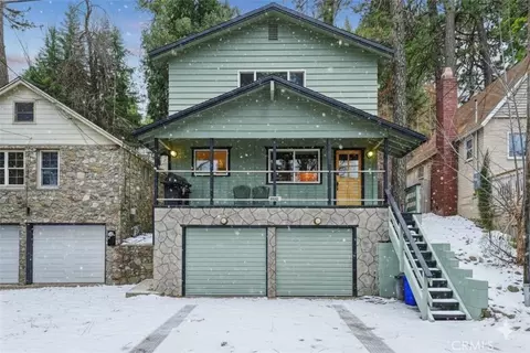 22831 Waters Dr, Crestline, CA 92325