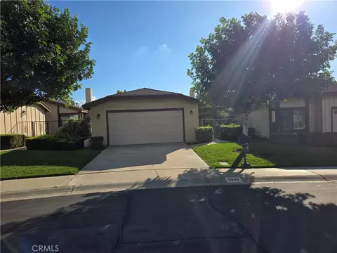 2475 Sunset Dr, Riverside, CA 92506 | 42 Photos - Movoto