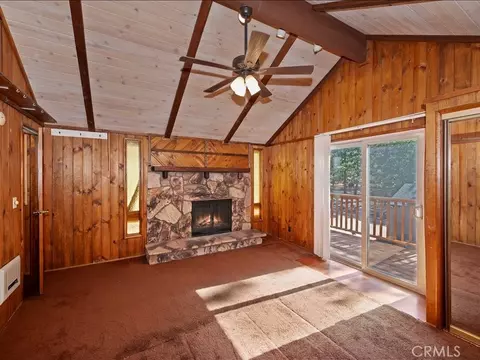 Living - 581 Highland Ln, Sugarloaf, CA 92386 photo 1 of 10