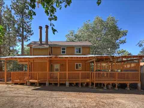 Exterior - 581 Highland Ln, Sugarloaf, CA 92386 photo 5 of 12
