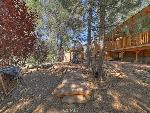 Exterior - 581 Highland Ln, Sugarloaf, CA 92386 photo 11 of 12