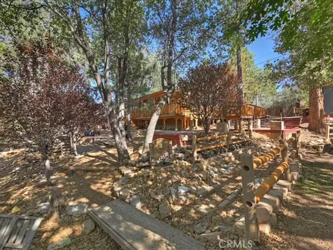 Exterior - 581 Highland Ln, Sugarloaf, CA 92386 photo 10 of 12