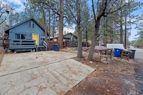 742 Wabash, Sugarloaf, CA 92386