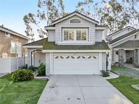 17586 Mountain Ct, Riverside, CA 92503