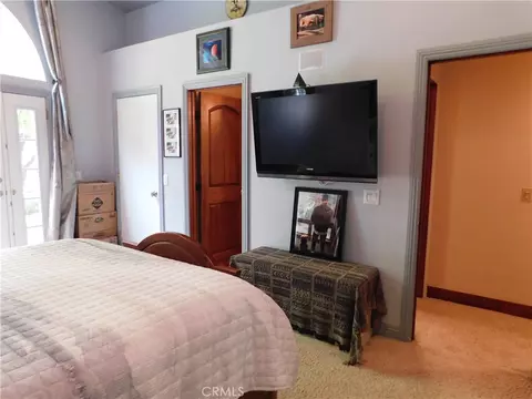 Bedroom - 36976 Sycamore Dr, Mentone, CA 92359 photo 4 of 6