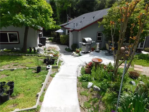 Exterior - 36976 Sycamore Dr, Mentone, CA 92359 photo 11 of 28