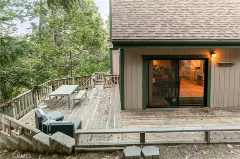 Exterior - 117 A, Lake Arrowhead, CA 92352 photo 1 of 4