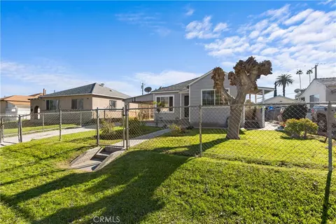 Exterior - 243 E Olive St, San Bernardino, CA 92410 photo 2 of 7
