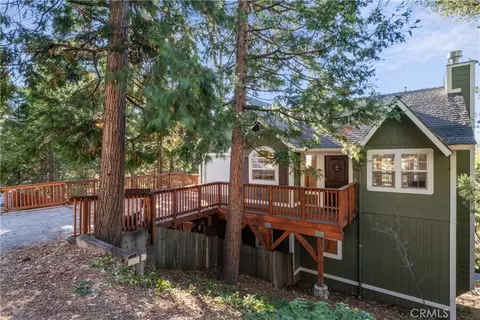 Exterior - 305 Summit Rd, Lake Arrowhead, CA 92352 photo 14 of 14