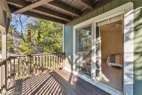 Exterior - 305 Summit Rd, Lake Arrowhead, CA 92352 photo 10 of 14