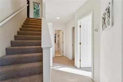 Entry Way - 305 Summit Rd, Lake Arrowhead, CA 92352 photo 4 of 4