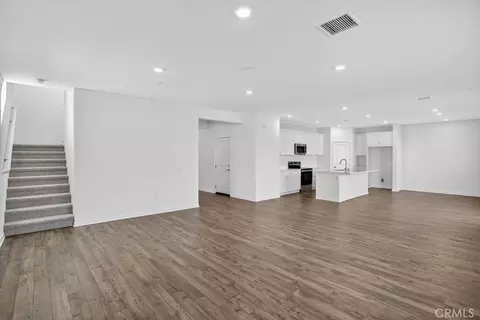 9567 Silverstein Dr, Riverside, CA 92508 photo 5
