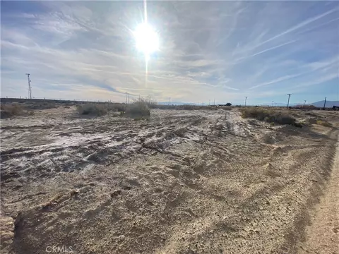 2172 Lansing Ave, Salton City, CA 92274 photo 3