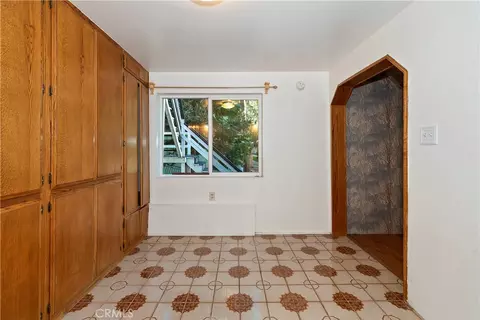 Entry Way - 129 Zermat Unit 1 2, Crestline, CA 92325 photo 2 of 2