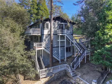 129 Zermat Unit 1 2, Crestline, CA 92325