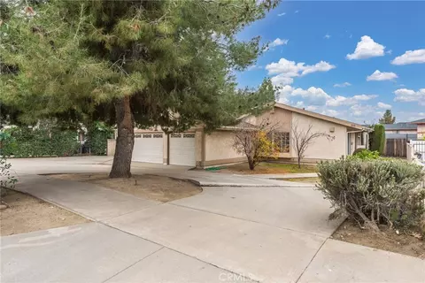 915 Church St, Redlands, CA 92374