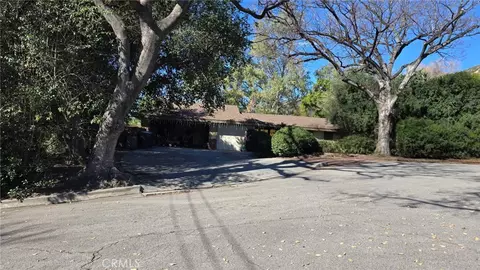 5572 Electric, San Bernardino, CA 92407