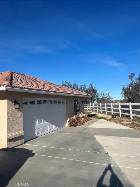 6750 Oak Hill Rd, Hesperia, CA 92344