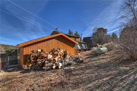 Exterior - 47115 Sky View Dr, Big Bear City, CA 92314 photo 10 of 10