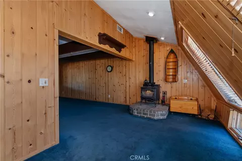 Living - 47115 Sky View Dr, Big Bear City, CA 92314 photo 3 of 6